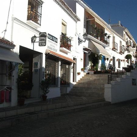 Alojamientos Casa Tejon Михас Екстериор снимка
